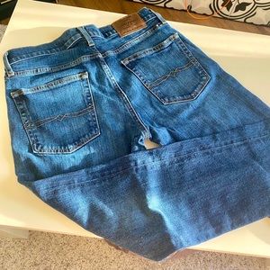 Lucky Brand Blue Jeans (MENS FIT)
